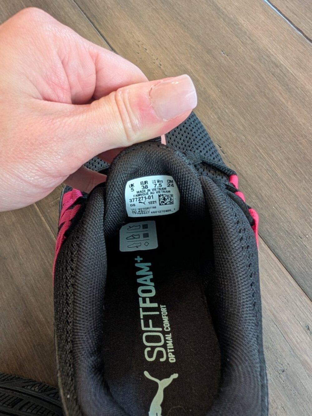 Like New * Puma Womens Athletic Shoes 7.5 - Picture 4 of 11